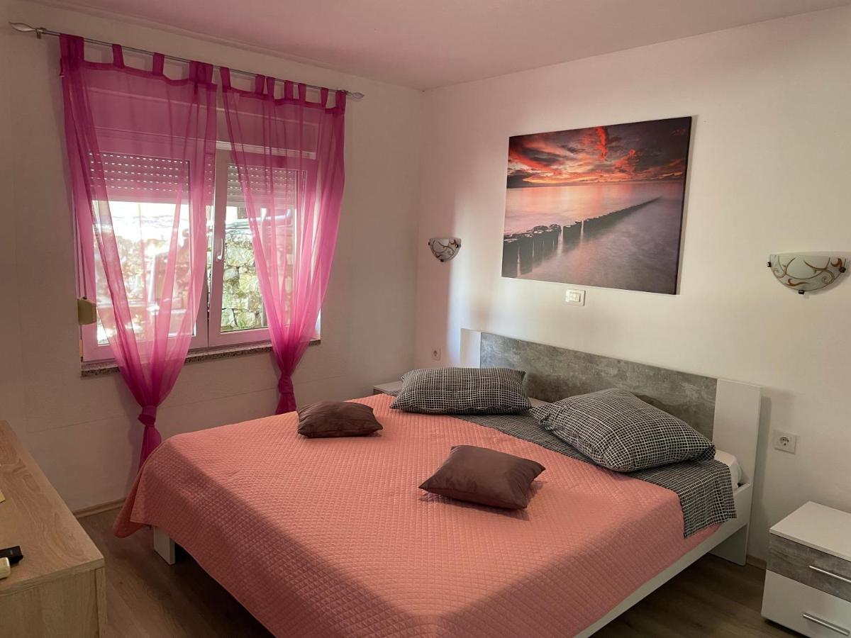Apartment Jonas Rovinj Exterior photo